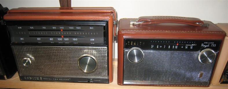 Royal 755M (Left) - Royal 755LG (Right)